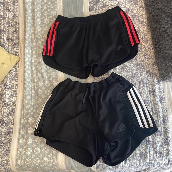 Shorts - Picture 3 of 3